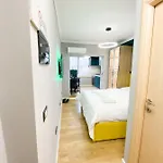 アパート Matisse No10 - Center ティラナ