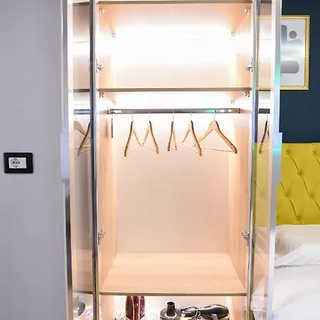 Matisse No10 - Center With Parking Apartament Tirana