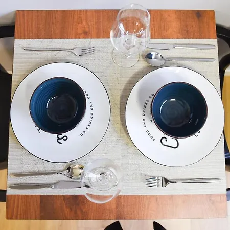 Matisse No10 - Center With Parking Apartament Tirana